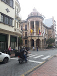 Centro de Especialidades Central Cuenca IESS