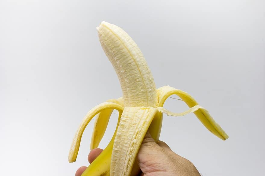ผิวสวยไร้สิวจาก “กล้วย”กล้วยมีประโยชน์ต่อผิวอย่างไร? กล้วยช่วยลดสิวได้จริงเหรอ? 1