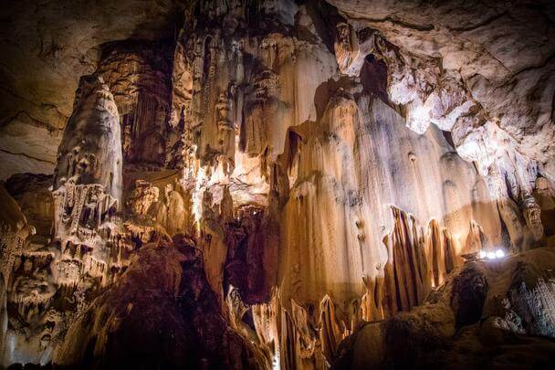 colonie de vacances grotte Ardèche