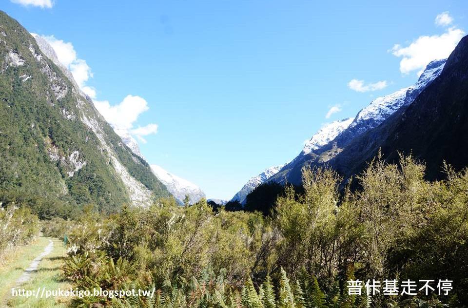 C:\Users\lgwtr\Desktop\網誌經營\普佧基走不停\NZ紐西蘭_南島_Milford Track\Day 2\簡報3\投影片11.JPG
