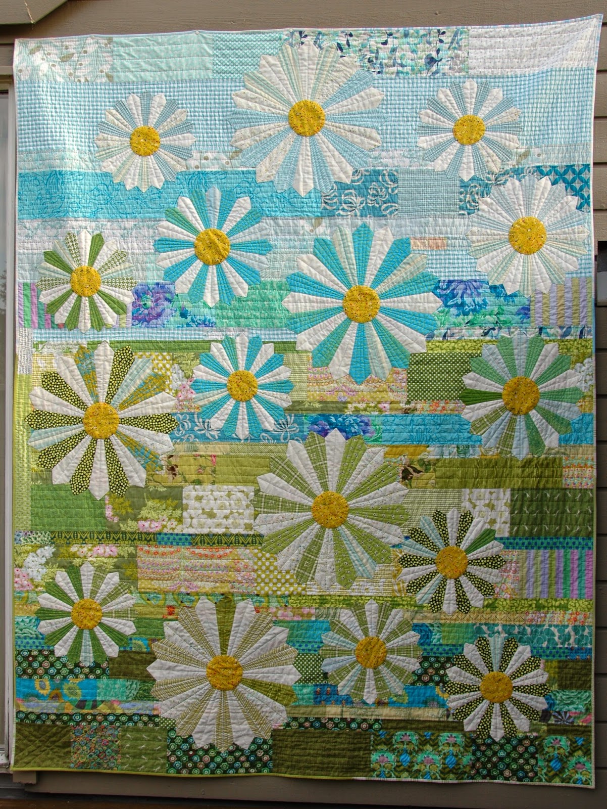 Flower Power Dresden Plate Quilt Pattern