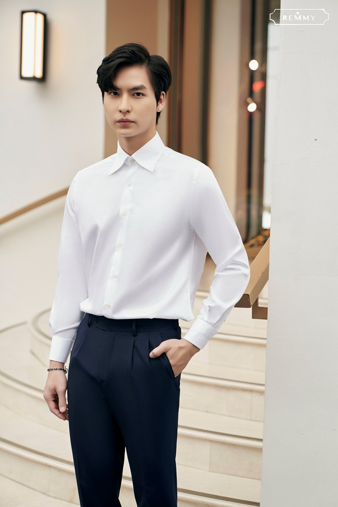 Áo sơ mi trắng