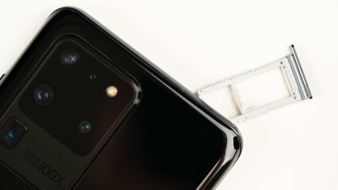 2020 台灣第一支 5G 手機 三星 Samsung Galaxy S20 Ultra 5G 開箱評測｜8K 攝影、億萬畫素鏡頭、100 倍超高倍變焦、120Hz 畫面更新頻率、QHD+ 解析度、Galaxy S20 5G、Galaxy S20+ 5G、2020 年 5G 手機 - 6.9吋手機, Galaxy Buds+, Galaxy S20, Galaxy S20 Ultra, S20, S20 Ultra, Samsang, Samsung, Z Flip, 三星, 三星旗艦手機, 体验, 動手玩, 台灣三星, 开箱, 摺疊手機, 評測, 评测, 開箱, 體驗 - 科技狗 3C DOG