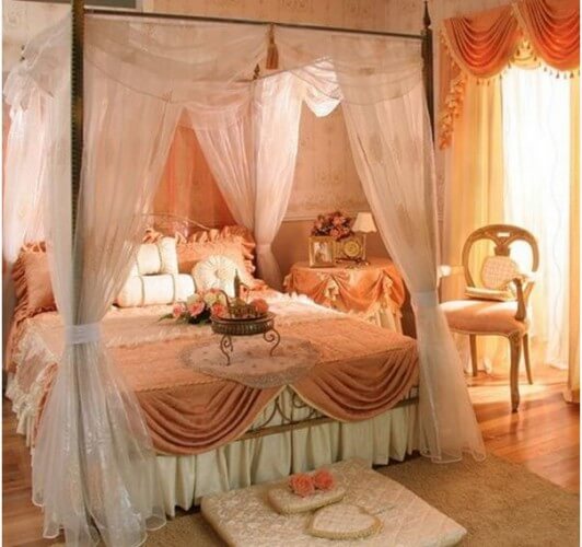 trang trí phòng cưới với màn ngủ