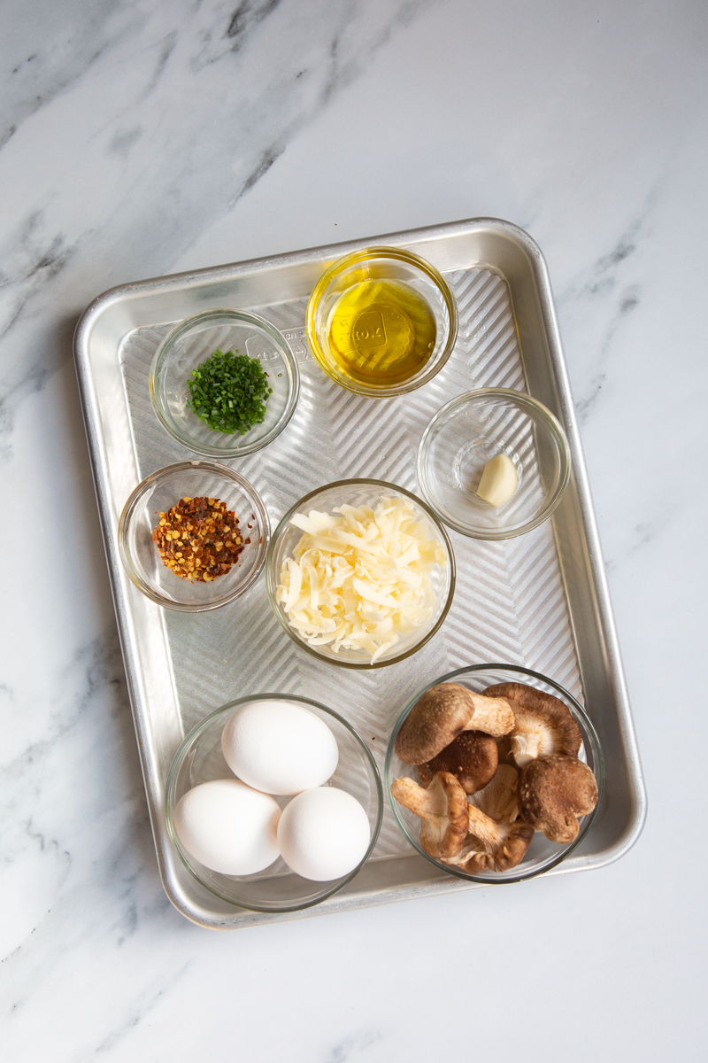 ingredients to make shiitake mushroom omelette