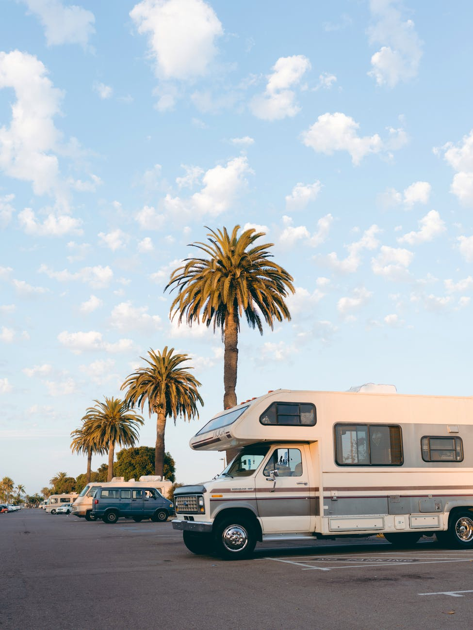 How Much Can Someone Earn From Renting Out Their RV? The Answer Will (Pleasantly) Surprise You 22