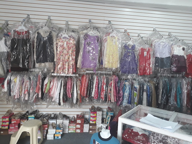 Opiniones de HELLO KITTY en Cuenca - Tienda de ropa