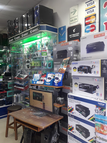 Opiniones de Corporación Macrored en Trujillo - Tienda de informática
