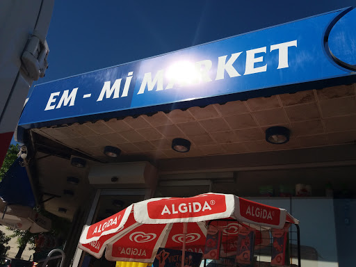 Em - Mi Market