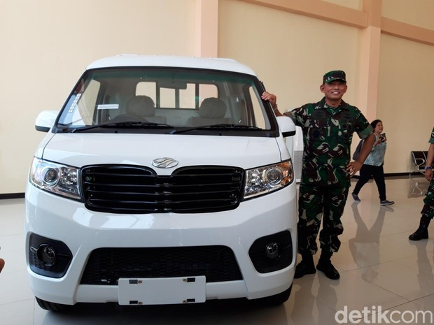 Pick Up ESEMKA BIMA Siap Digunakan Untuk TNI AU