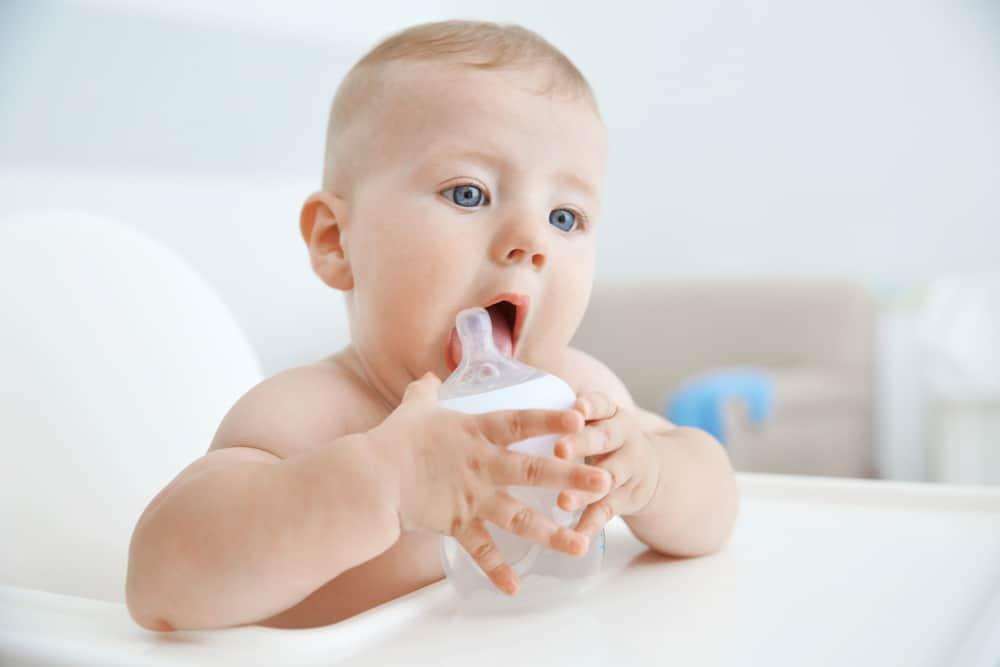 When Can Babies Have Water? (Risks & Timeline) - Mom Loves Best