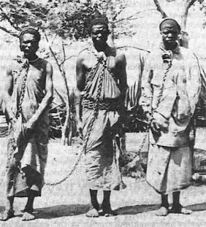 O leilão de escravos vindos da África | Museu de Imagens
