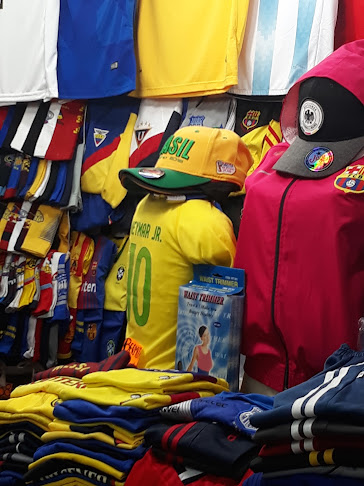 Ropa Juvenil local 1434 - Tienda de ropa
