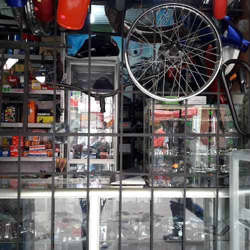 Opiniones de Moto Repuestos El Paisa en Trujillo - Tienda de motocicletas