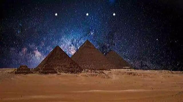 Orion Belt constellation and the pyramids