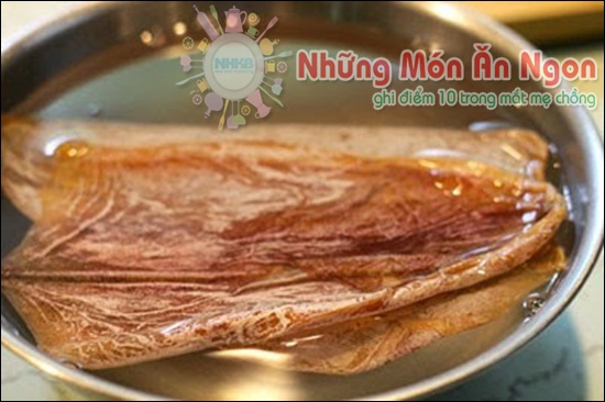 cach nau chao muc kho (2)