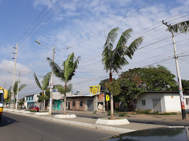 Academia de danza Artist's House de Xiomara Lopez (Cdla. Los Helechos y Cdla El Recreo 3era etapa)