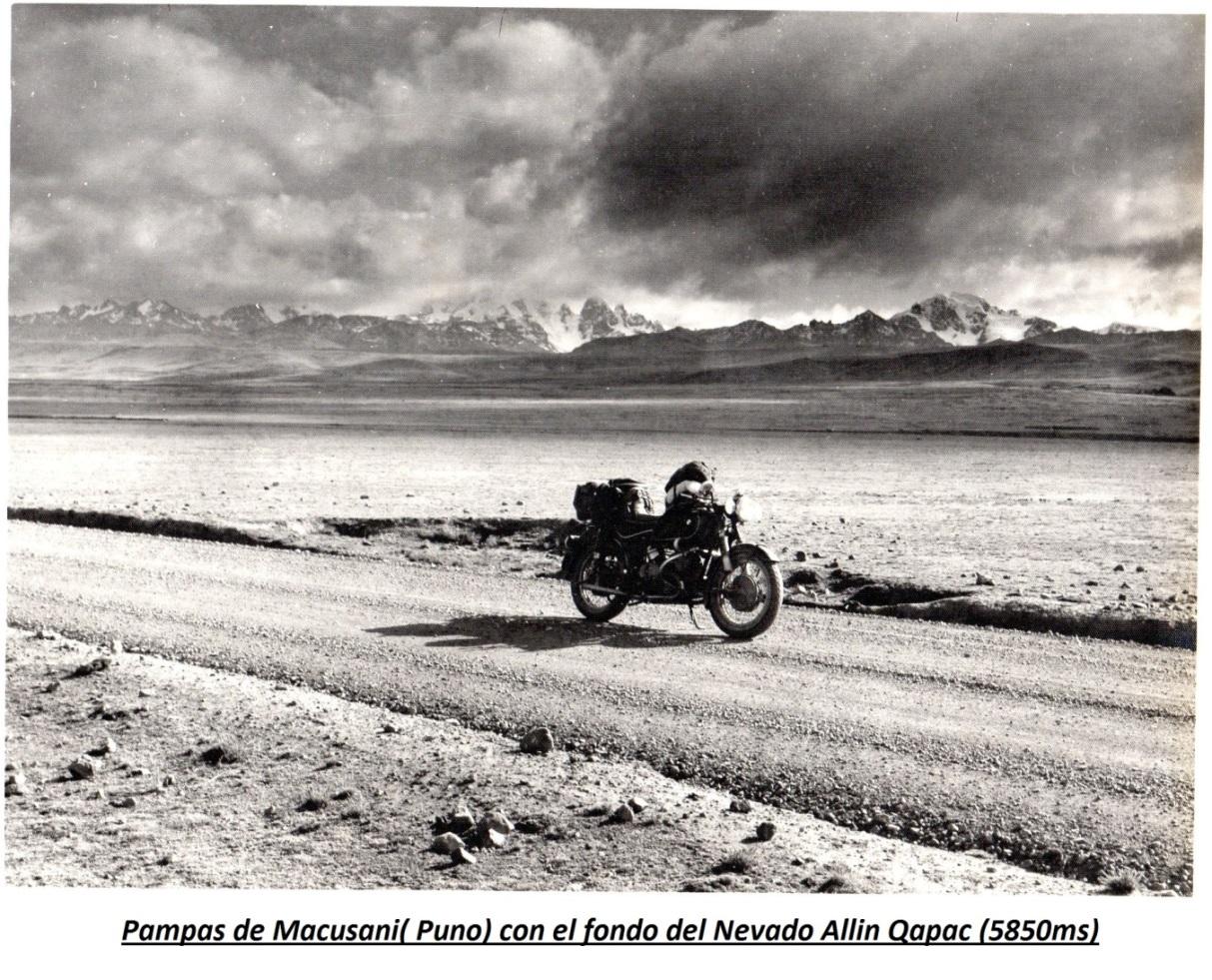 D:\Mis Documentos\CRONICAS DE TIO TUCO\Pampas de Macusani( Puno) con el fondo del Nevado Allin Qapac (5850ms).jpg