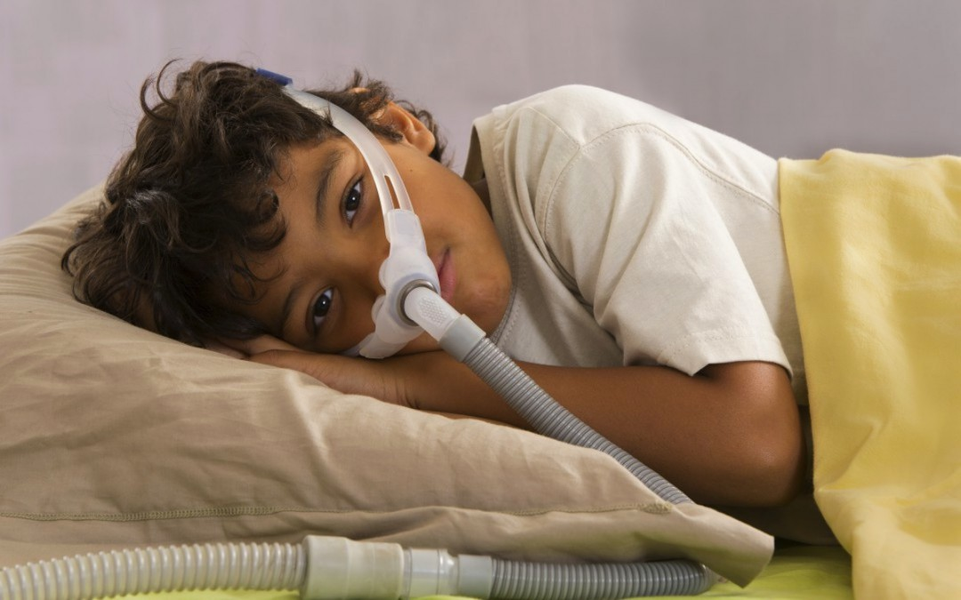 niño con Apnea del sueño