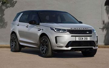 Thiết kế phần đầu xe của Land Rover Discovery Sport 2023
