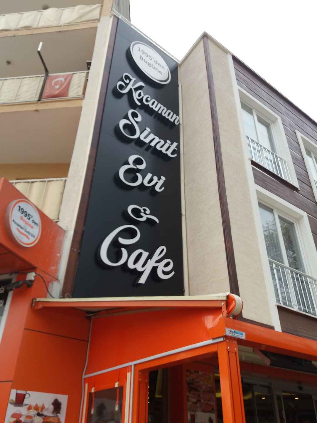 Kocaman Simit Evi & Cafe