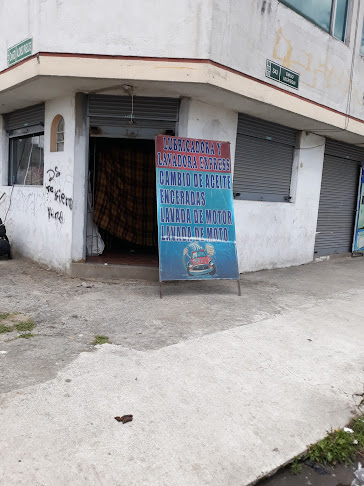 Opiniones de Lubricadora Y Lavadora Express en Quito - Servicio de lavado de coches