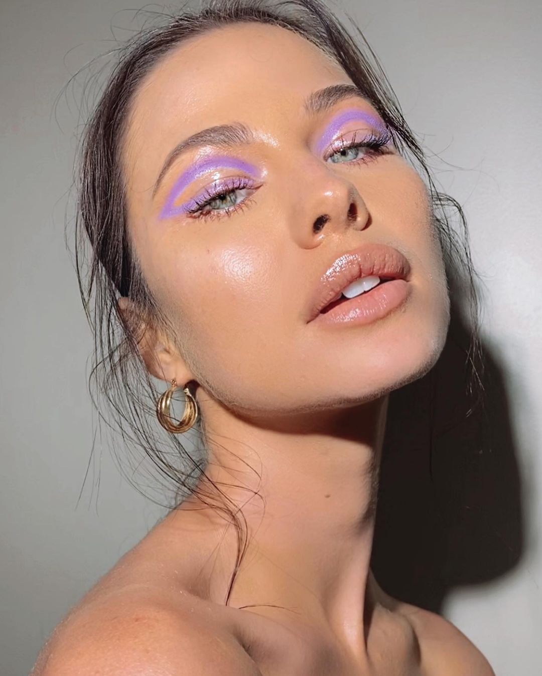 Purple Graphic Eyeliner Look