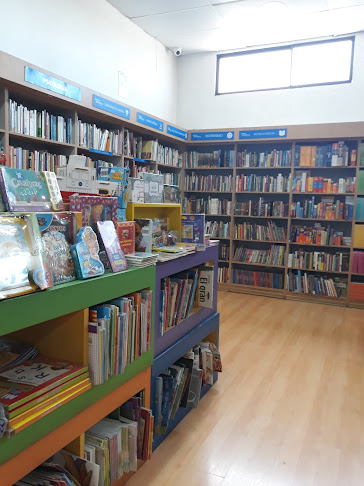 Librería Española CCI - Quito