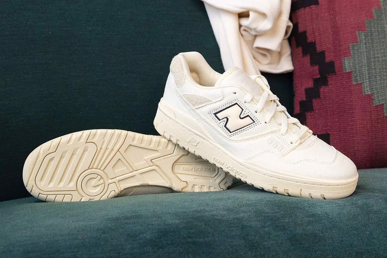 non-marking-sole-va-tac-dung-tren-doi-new-balance-550-cua-ban