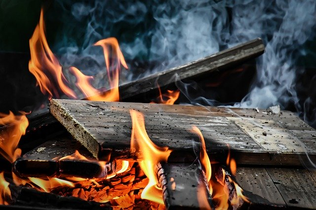 Low Smoke and Creosote Output