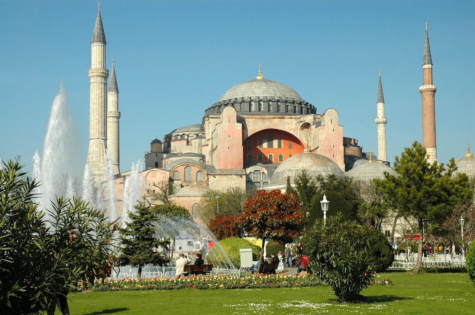 Full view of historic Aya Sofia. Best Tourist Attraction in Istanbul