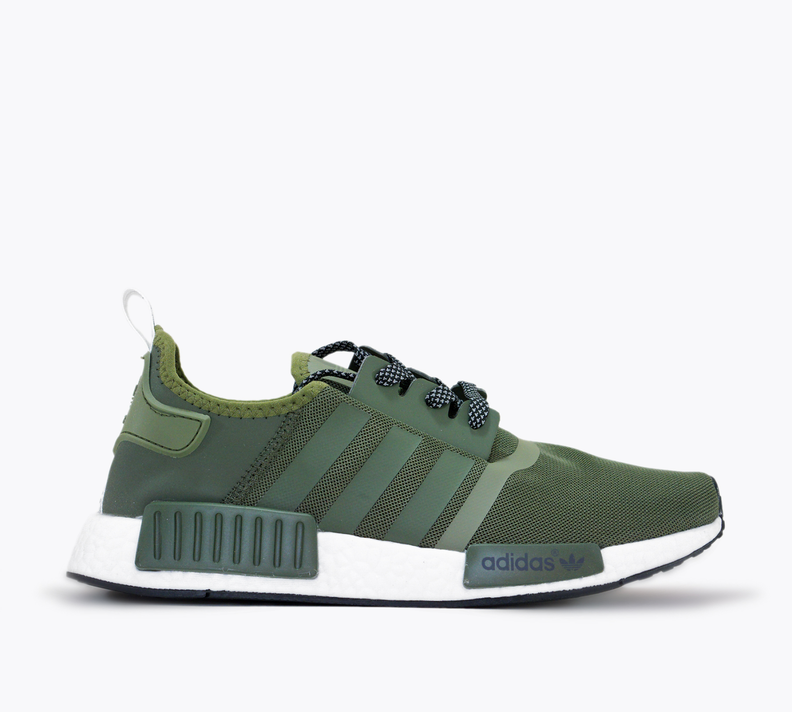 7 lý do để sở hữu giày sneaker NMD R1