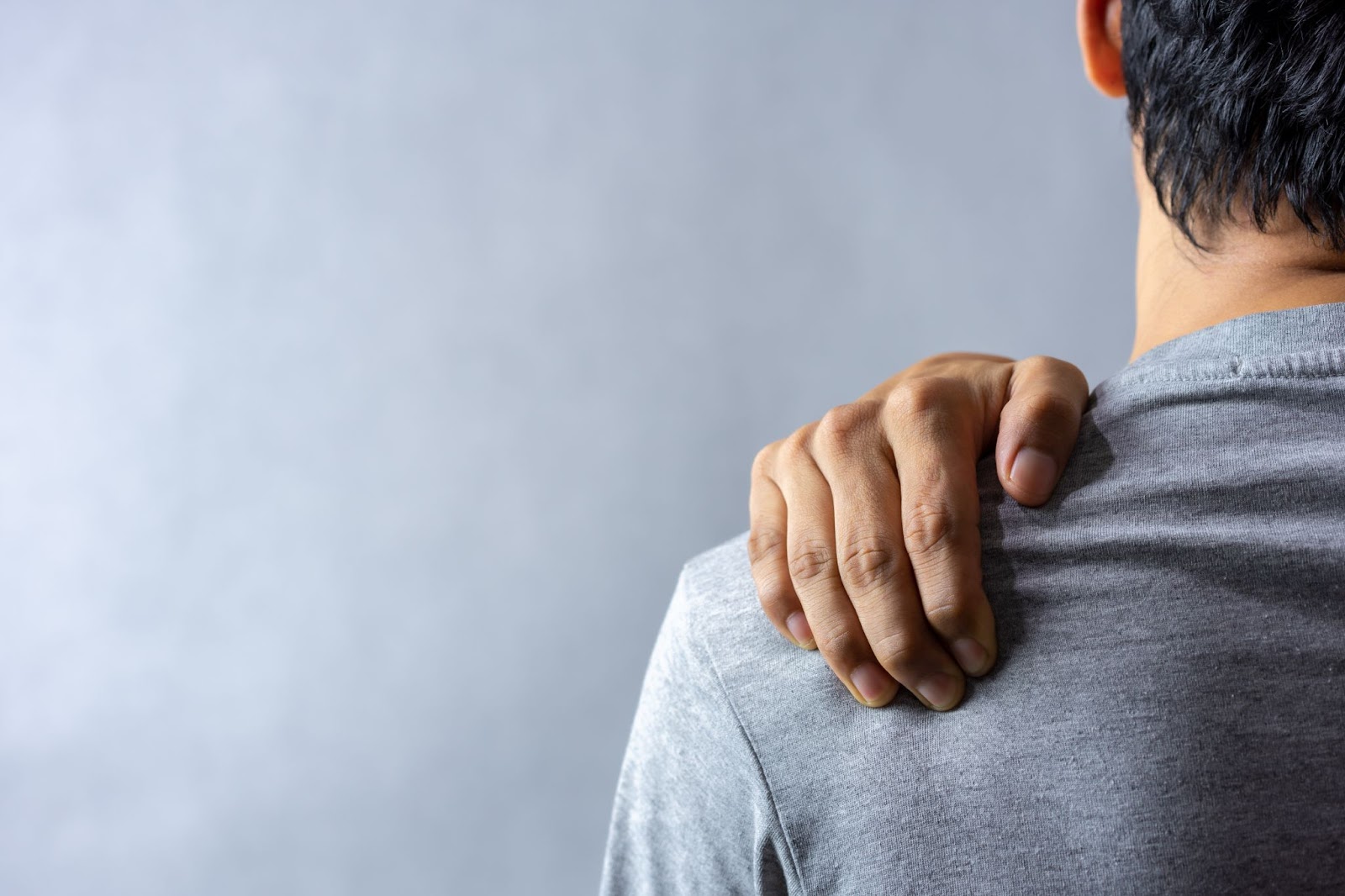 Chiropractors Help Treat Shoulder Pain in Brick Township