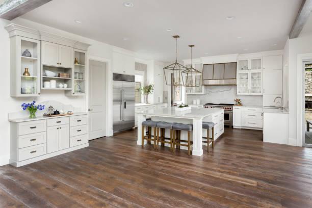 Hardwood Floored Kitchen | WeServe