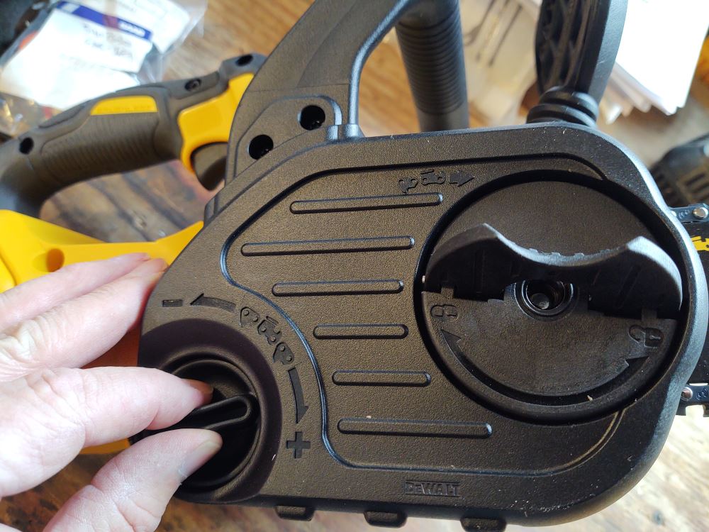 chain adjustment for the Dewalt 20v max chainsaw