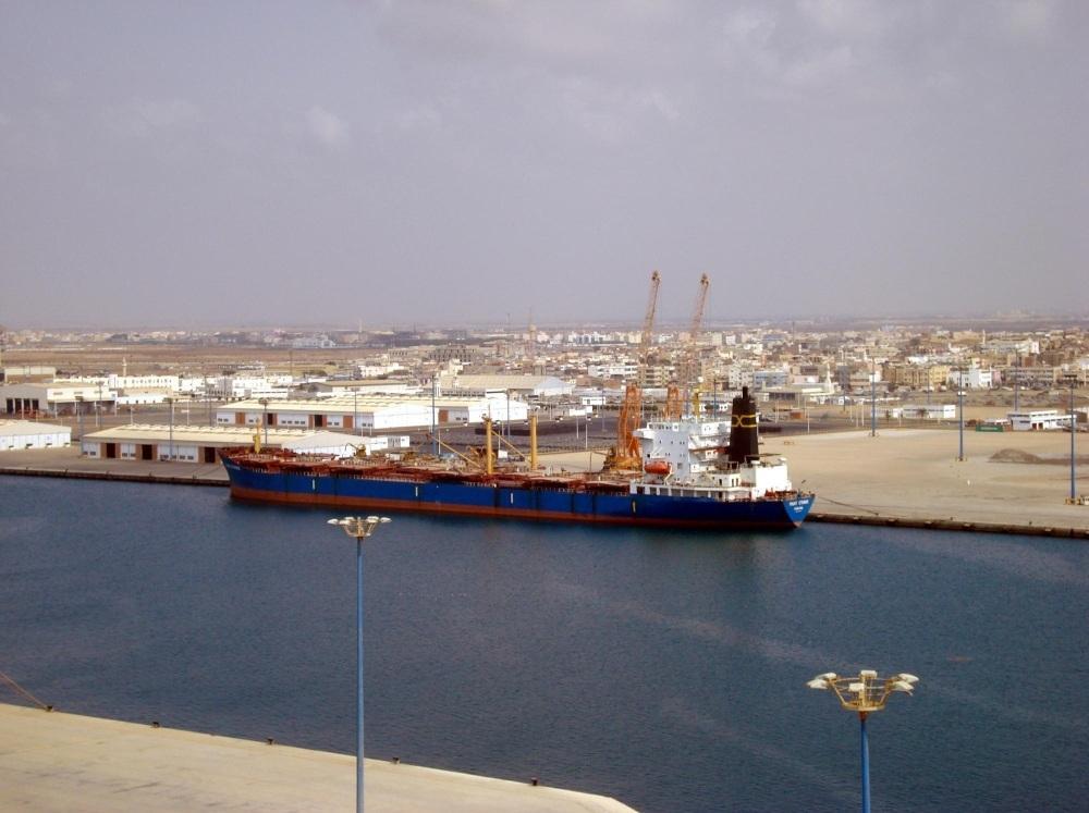 ميناء جازان.. خطط إستراتيجية وخطوات تطويرية تحقق رؤية 2030 - أخبار السعودية  | صحيفة عكاظ الشحن من الصين إلى السعودية