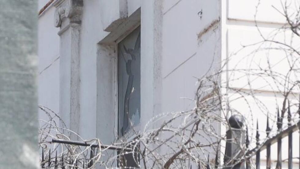 俄罗斯军队袭击乌克兰敖德萨，中国驻当地总领馆建筑受到波及