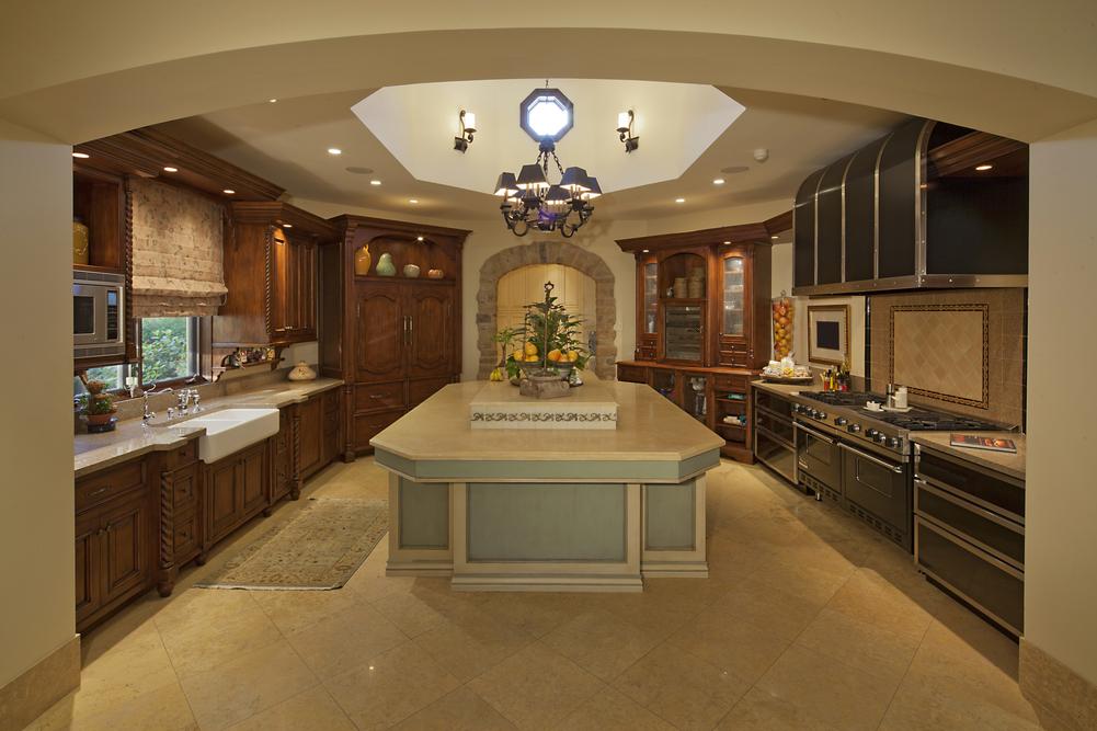 http://streaming.yayimages.com/images/photographer/moodboard/a7390f5f6d82cb336c037a6809b60a64/classic-kitchen.jpg