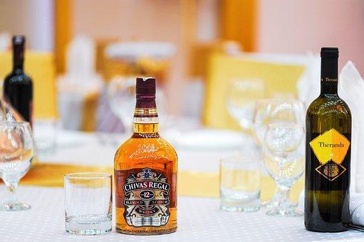 You Should Know These Amazing Facts About Whiskey Being A Whiskey Lover