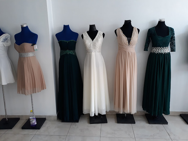 Horarios de Almacen De Vestidos