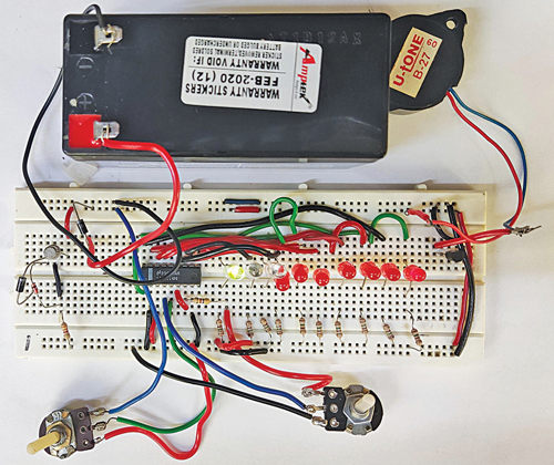 Author’s circuit on breadboard for 24V/12V Battery Voltage level indicator