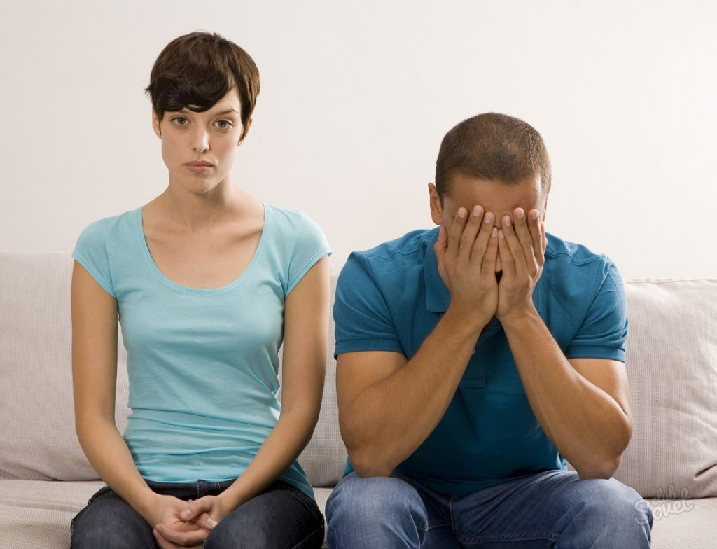 Почему парни молчат. Конфликт в семье. Ссора в семье. Семейные и супружеские конфликты. Недопонимание в отношениях.