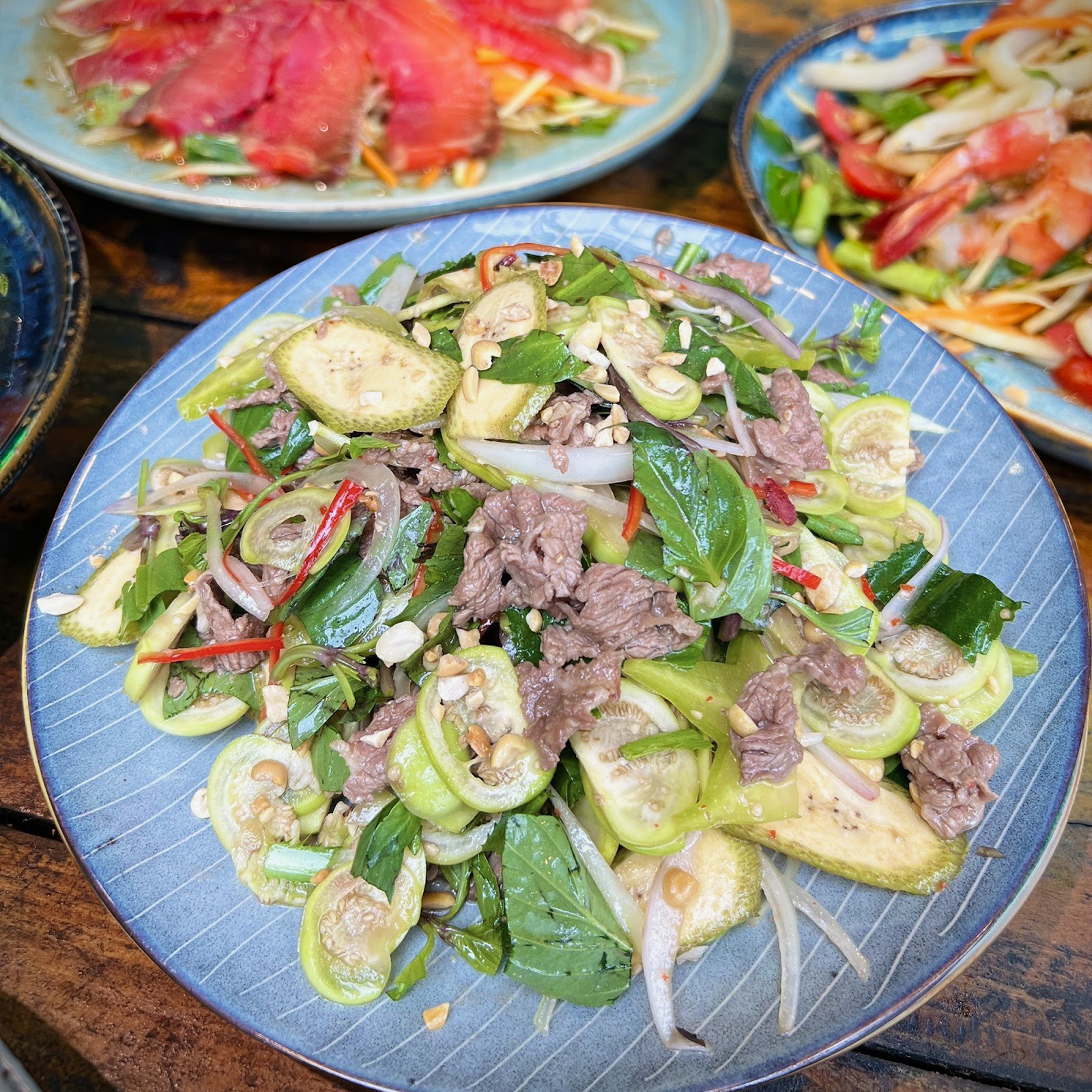 Gỏi bò cà pháo đồng quê