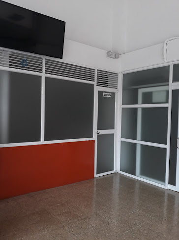 Horarios de Dental Calderón Plus - Clínica dental en Santo Domingo