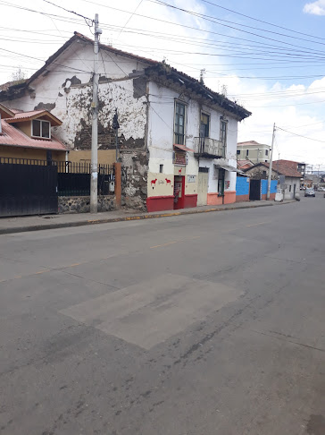 Av. Gral. Escandón, Cuenca, Ecuador