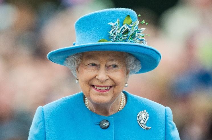 What Will Happen to the Queen's Corgis? - Queen Elizabeth Dogs