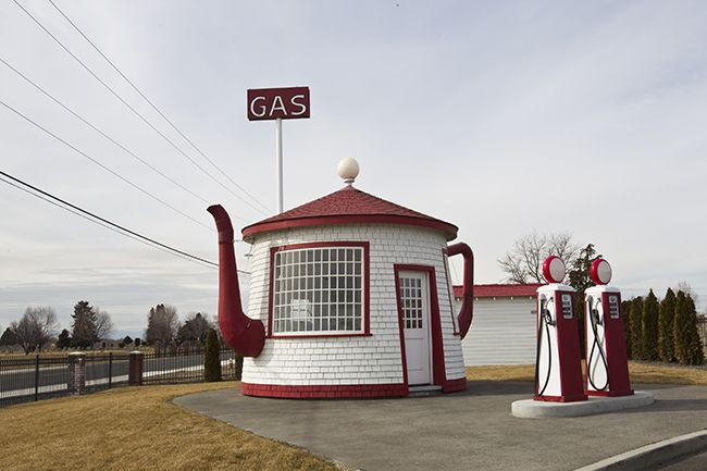 Una gasolinera con forma de Tetera en Estados Unidos