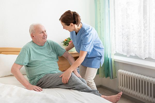 Avoid Caregiver Injuries with Helpful These Tips
