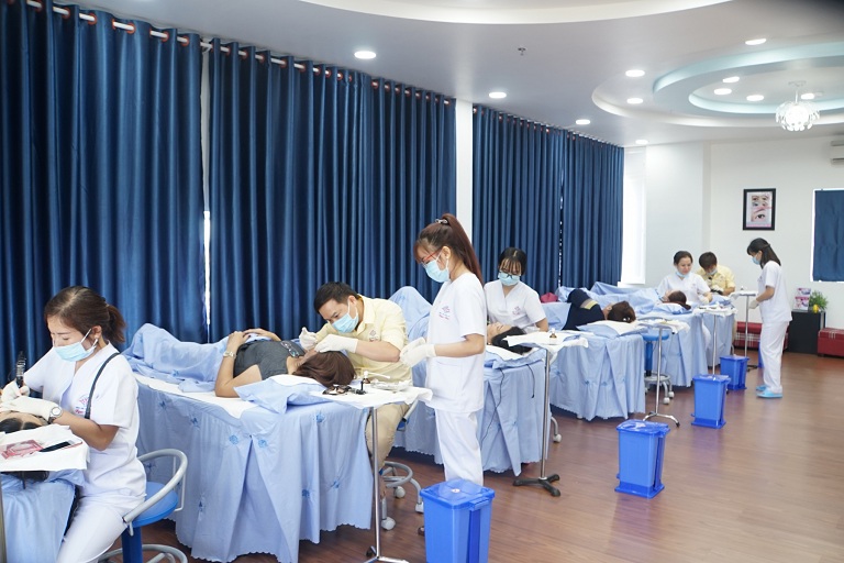  Bệnh viện Thẩm mỹ Ngọc Phú là cái tên tốt nhất để bạn lựa chọn để đảm bảo vẻ đẹp của chân mày và tính an toàn cho người làm