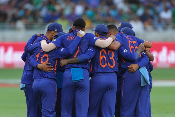 Twitter reacted over India's loss against Sri Lanka: Minutes after India lost against Sri Lanka, the Indian team was trending on Twitter